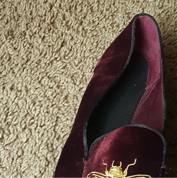 Zara Bee Trendy Purple Velvet Flats - Picture 4 of 5